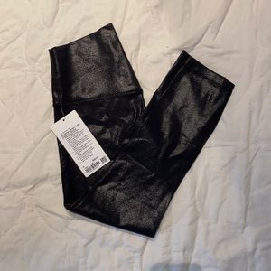 NWT SHINE Lululemon Crop 23” Black